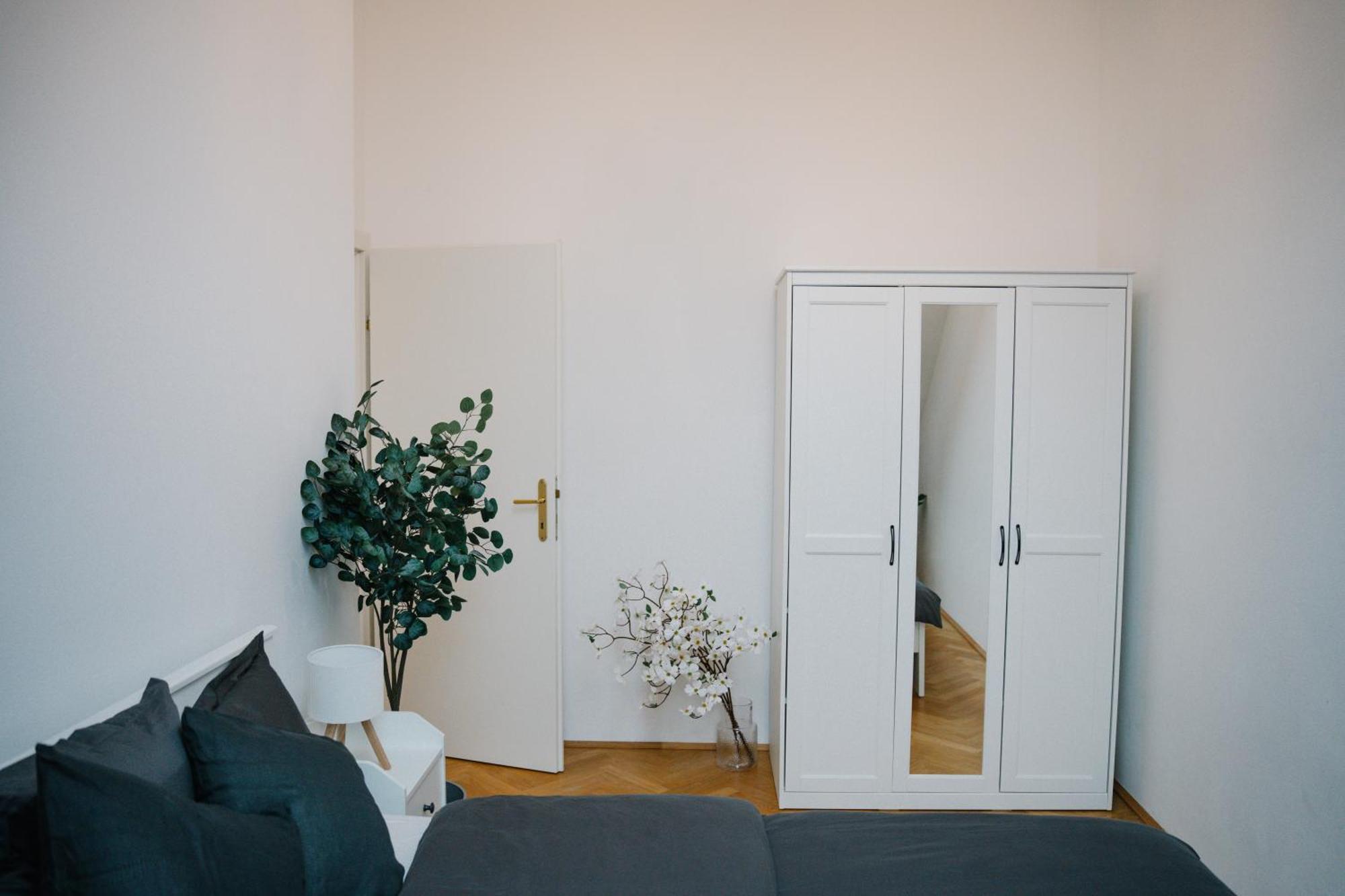110Qm, 4 Bedrooms, Near Schoenbrunn - Axara Housing Osw 33 Βιέννη Εξωτερικό φωτογραφία
